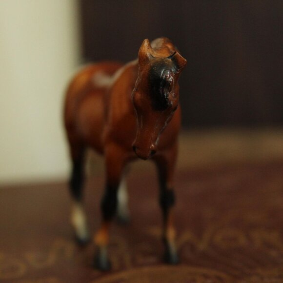 Vintage 1970s Breyer Horse, Bay Arabian Mare, G1 #5011, Maureen Love - Picture 7 of 10